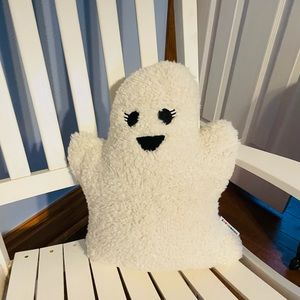 Novogratz Halloween GIRL Ghost Pillow Cushion New 16”x13.6”